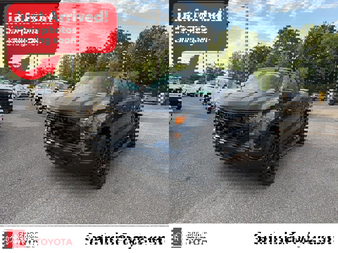 Used 2022 Chevrolet Silverado 1500 Custom image 1