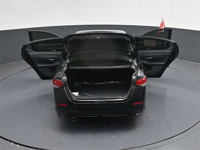 Used 2025 Nissan Sentra SR w/ SR Premium Package image 55