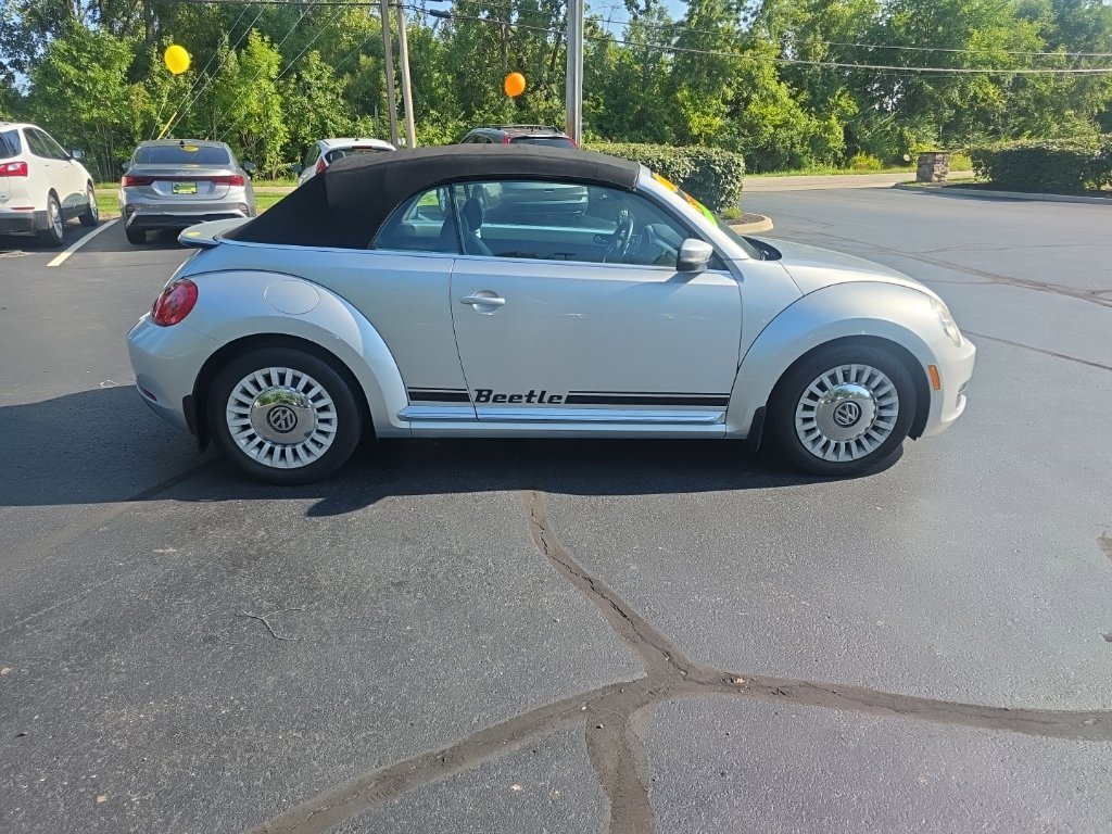 Used 2014 Volkswagen Beetle 2.5 FWD image 8