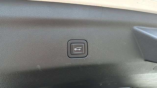 Used 2023 Chevrolet Suburban RST w/ Max Trailering Package image 37