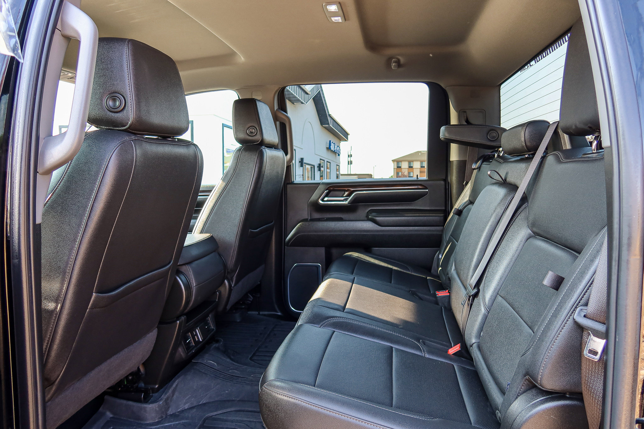 Used 2024 GMC Sierra 3500 SLT AWD/4WD image 17