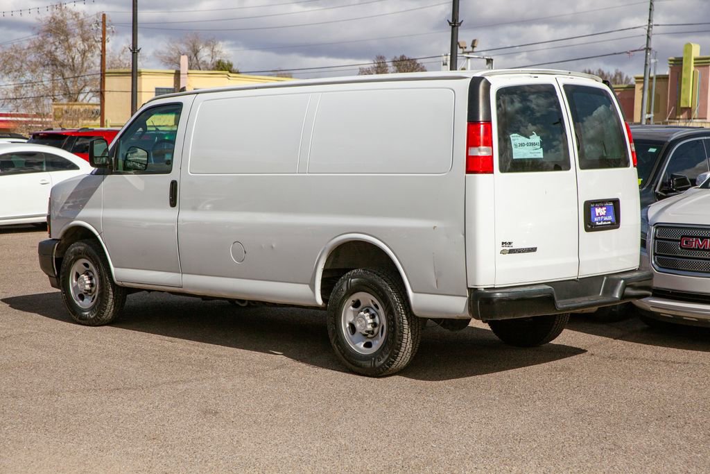 Used 2018 Chevrolet Express 2500 image 7