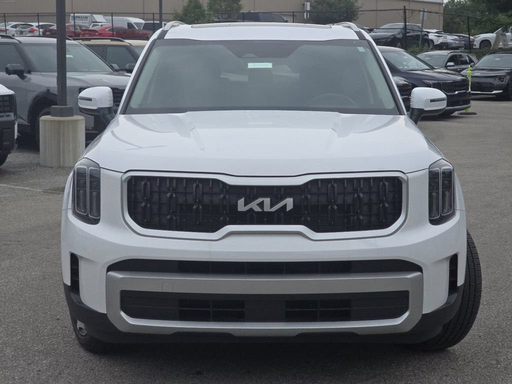 Used 2024 Kia Telluride EX AWD/4WD image 13