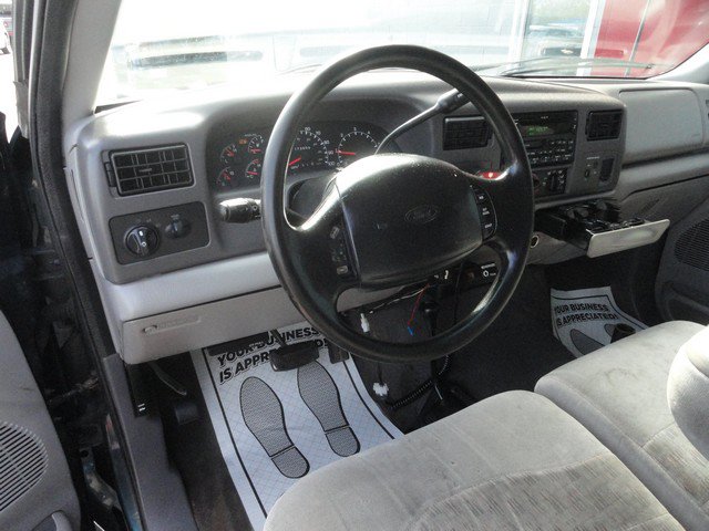 Used 1999 Ford F250 XLT AWD/4WD image 10