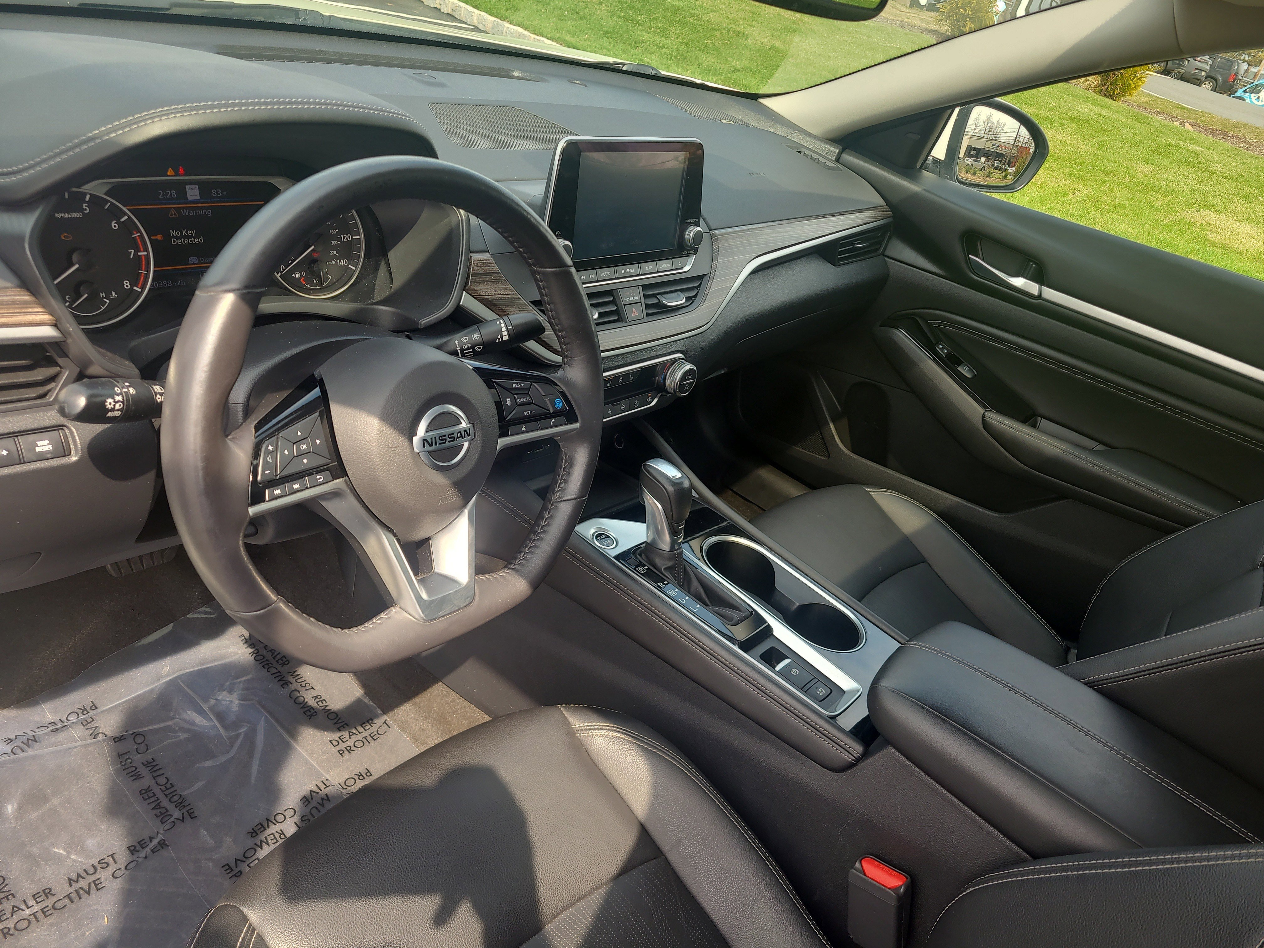 Used 2022 Nissan Altima 2.5 Platinum image 16