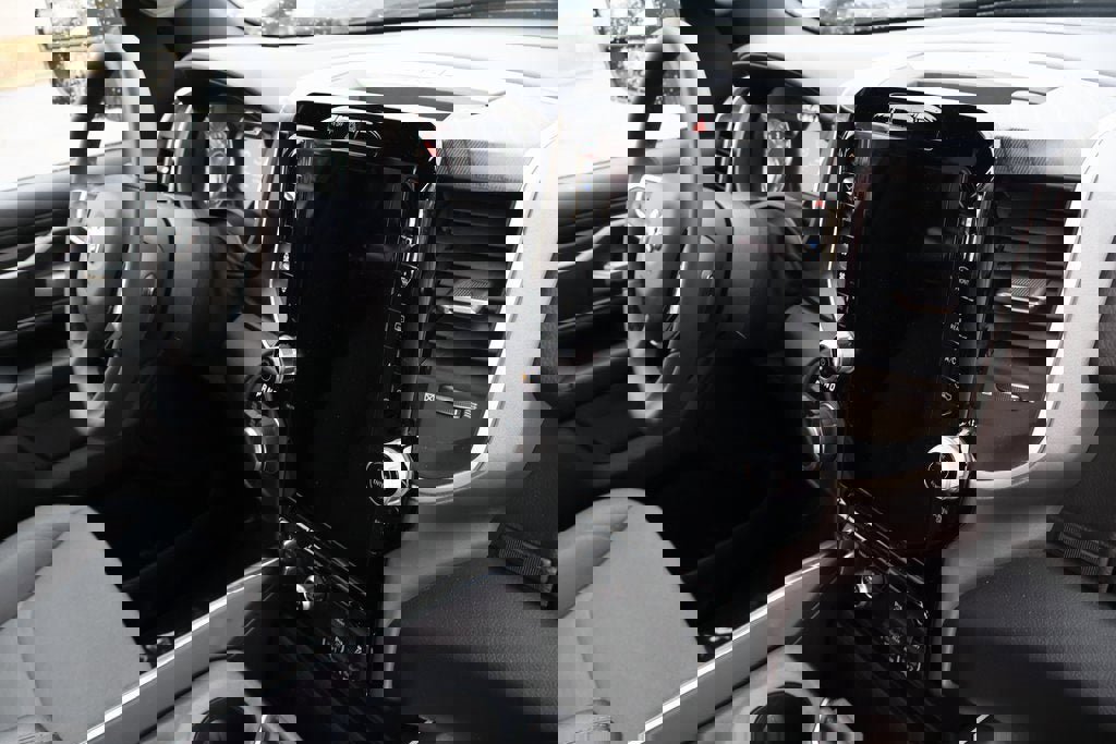 Used 2025 RAM 1500 Big Horn image 10