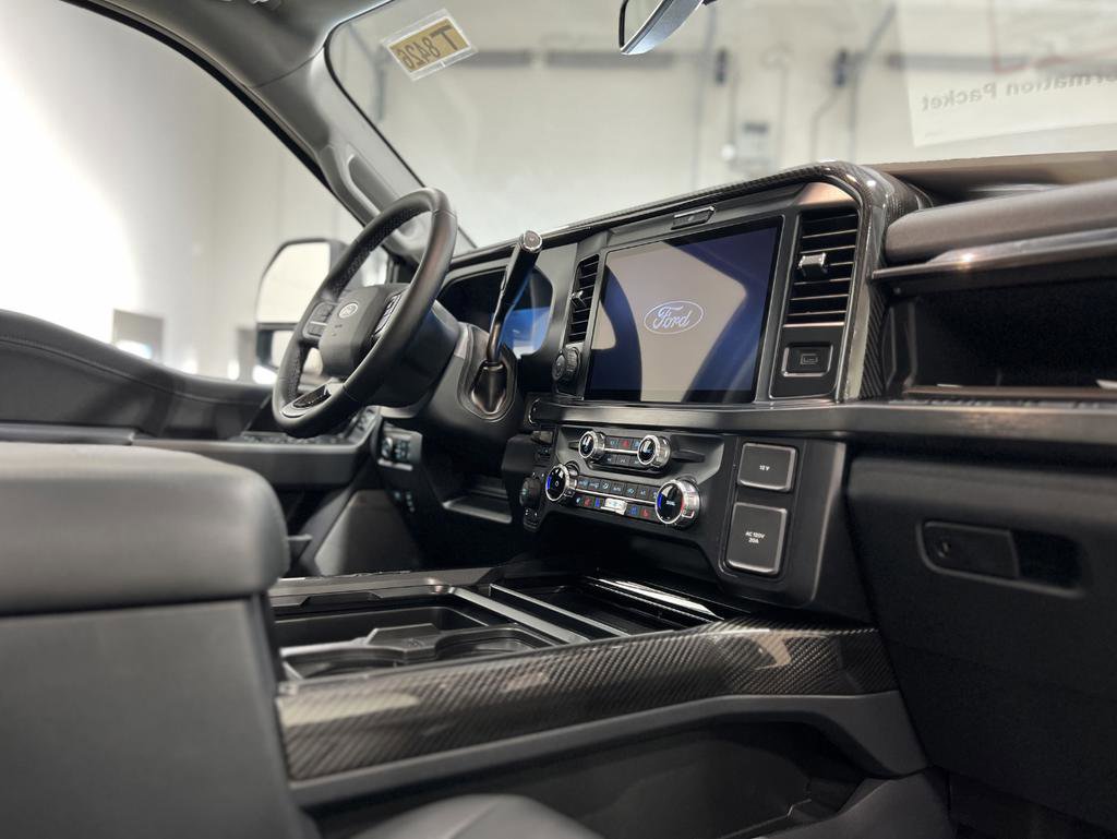 New 2026 Ford F250 Lariat w/ Black Appearance Package image 33