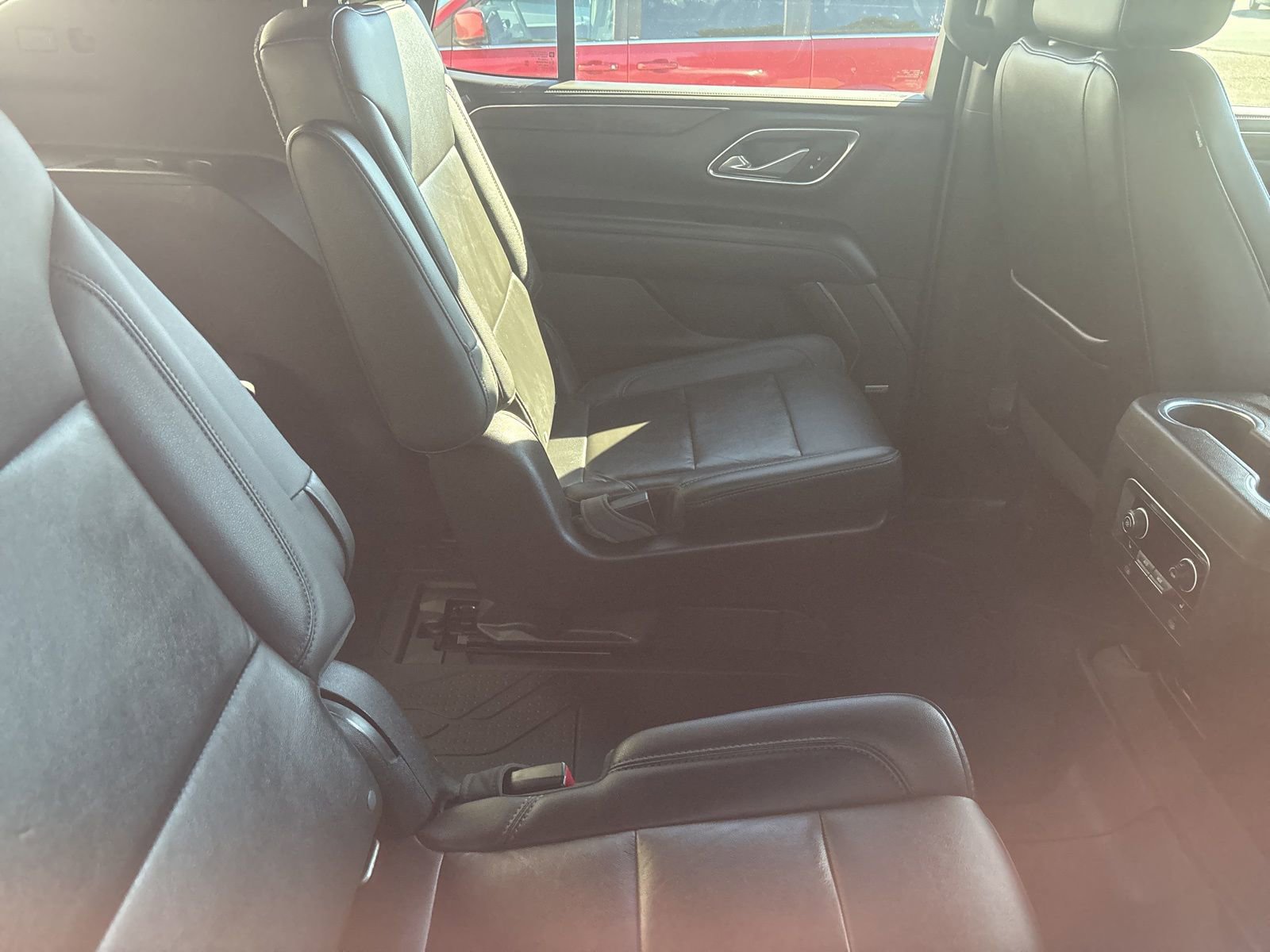 Used 2021 Chevrolet Tahoe Z71 w/ Z71 Signature Package image 7