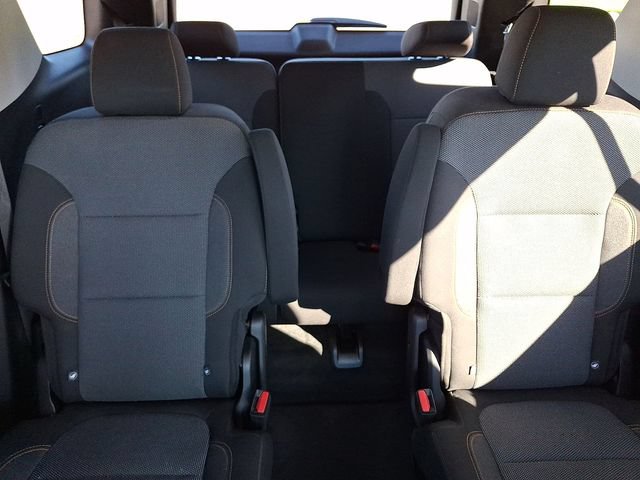 Used 2021 Chevrolet Traverse LT FWD image 13