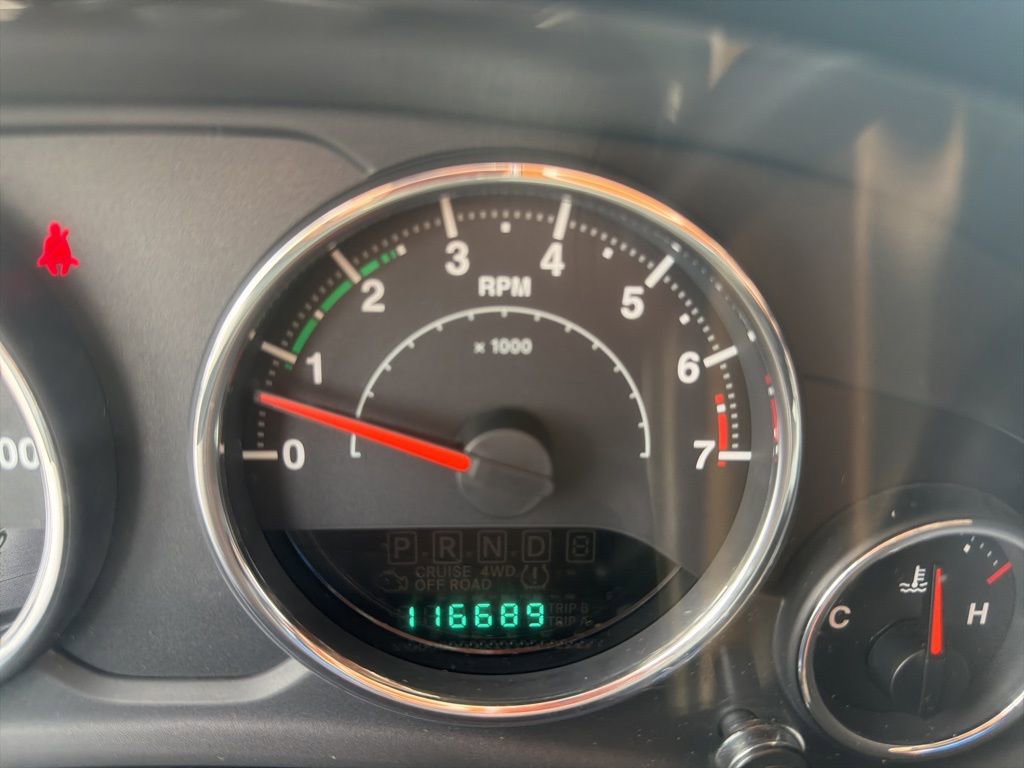 Used 2012 Jeep Wrangler Sahara w/ Connectivity Group image 42