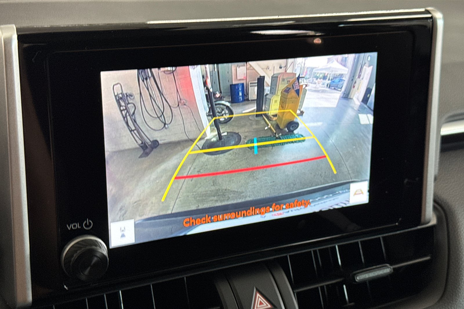 Used 2024 Toyota RAV4 LE AWD/4WD image 21