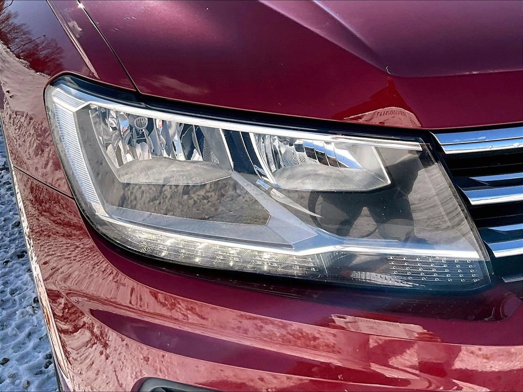 Used 2019 Volkswagen Tiguan SEL image 24