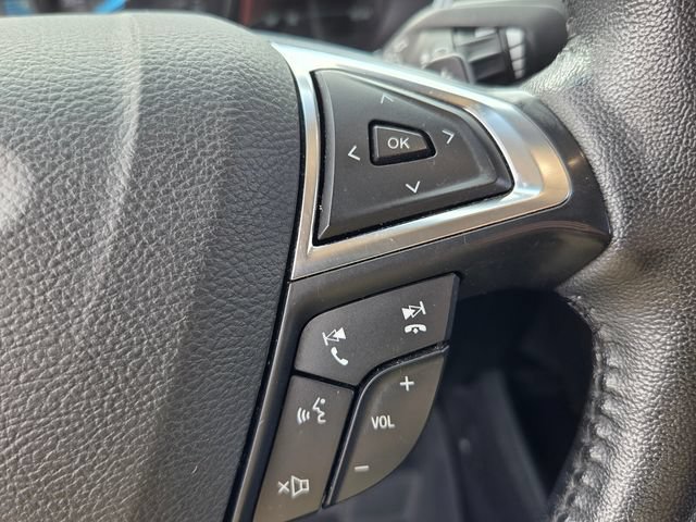 Used 2018 Ford Edge Titanium w/ Technology Package FWD image 30