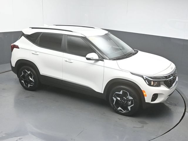 Used 2025 Kia Seltos S FWD image 39