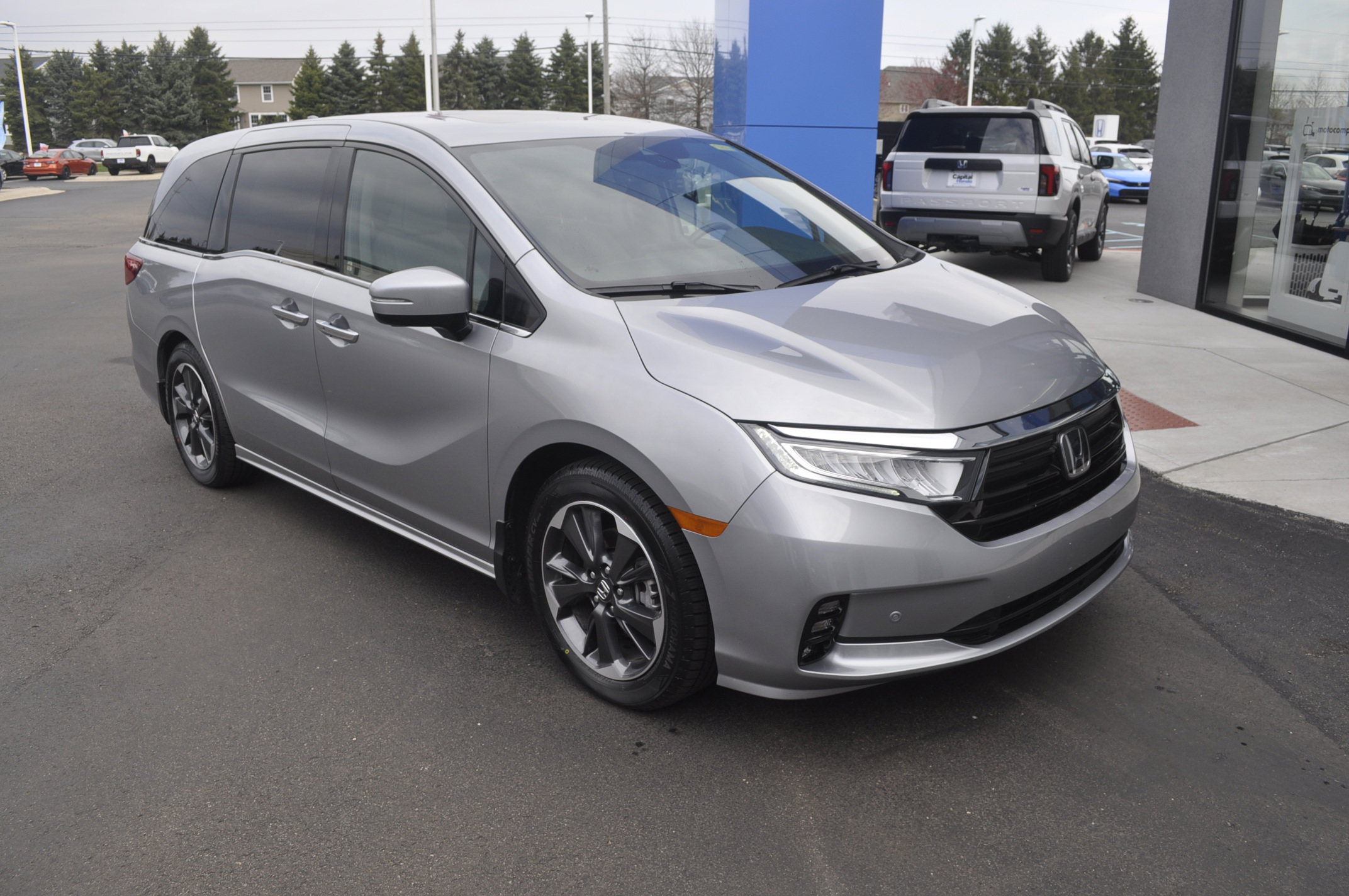 Used 2023 Honda Odyssey Elite