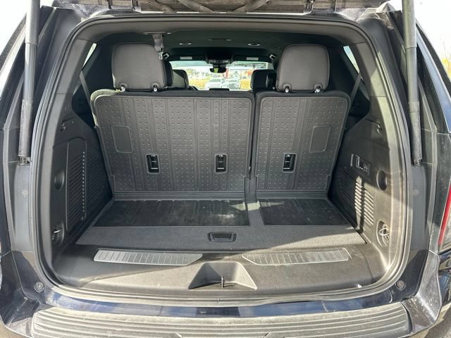Used 2024 Chevrolet Tahoe Premier AWD/4WD image 19