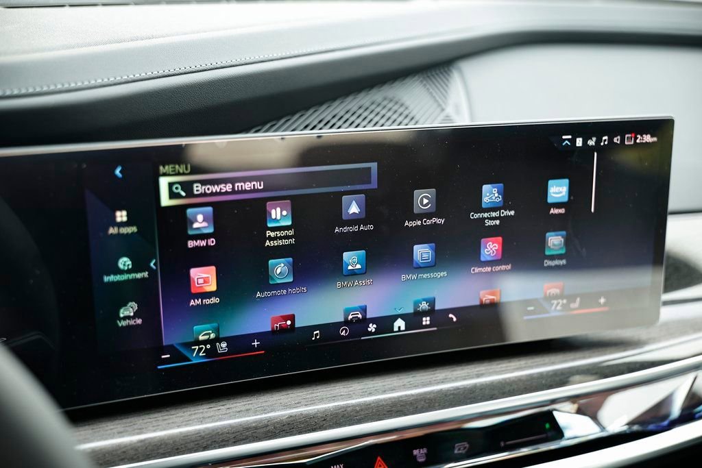 New 2026 BMW 740i w/ Premium Package image 35