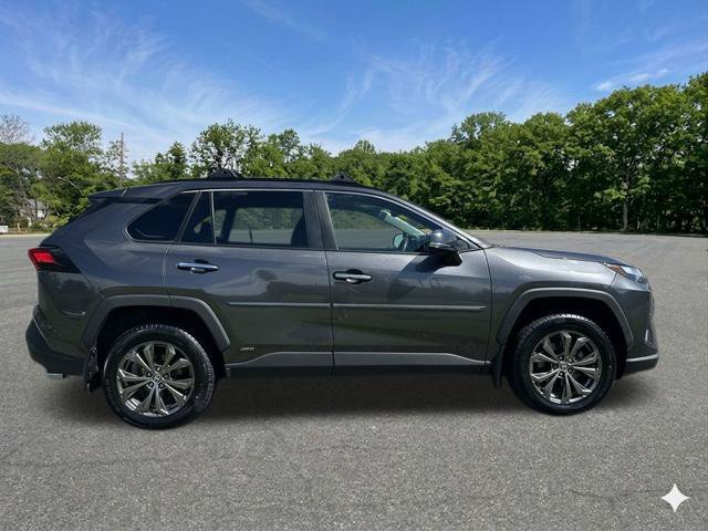 Used 2023 Toyota RAV4 Limited AWD/4WD image 9
