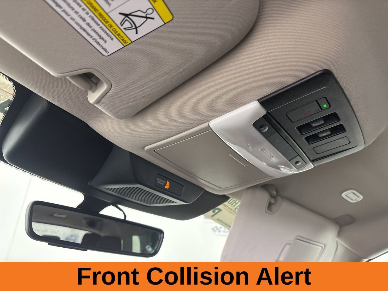 Used 2025 Nissan Pathfinder Platinum image 21