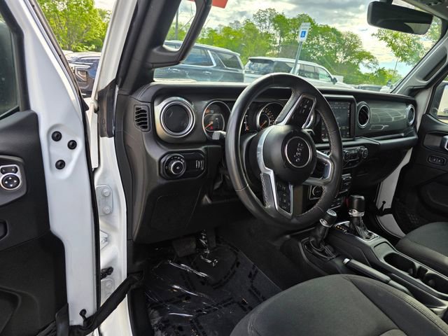 Used 2023 Jeep Wrangler Unlimited Sahara w/ Cold Weather Group AWD/4WD image 20