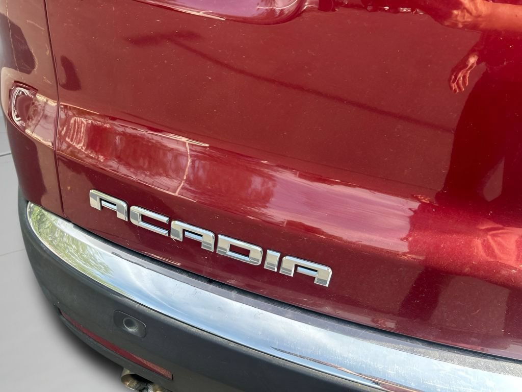 Used 2011 GMC Acadia SLT w/ LPO, 'HIT The Road' Package AWD/4WD image 9