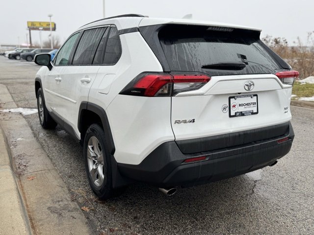 Used 2022 Toyota RAV4 XLE image 36