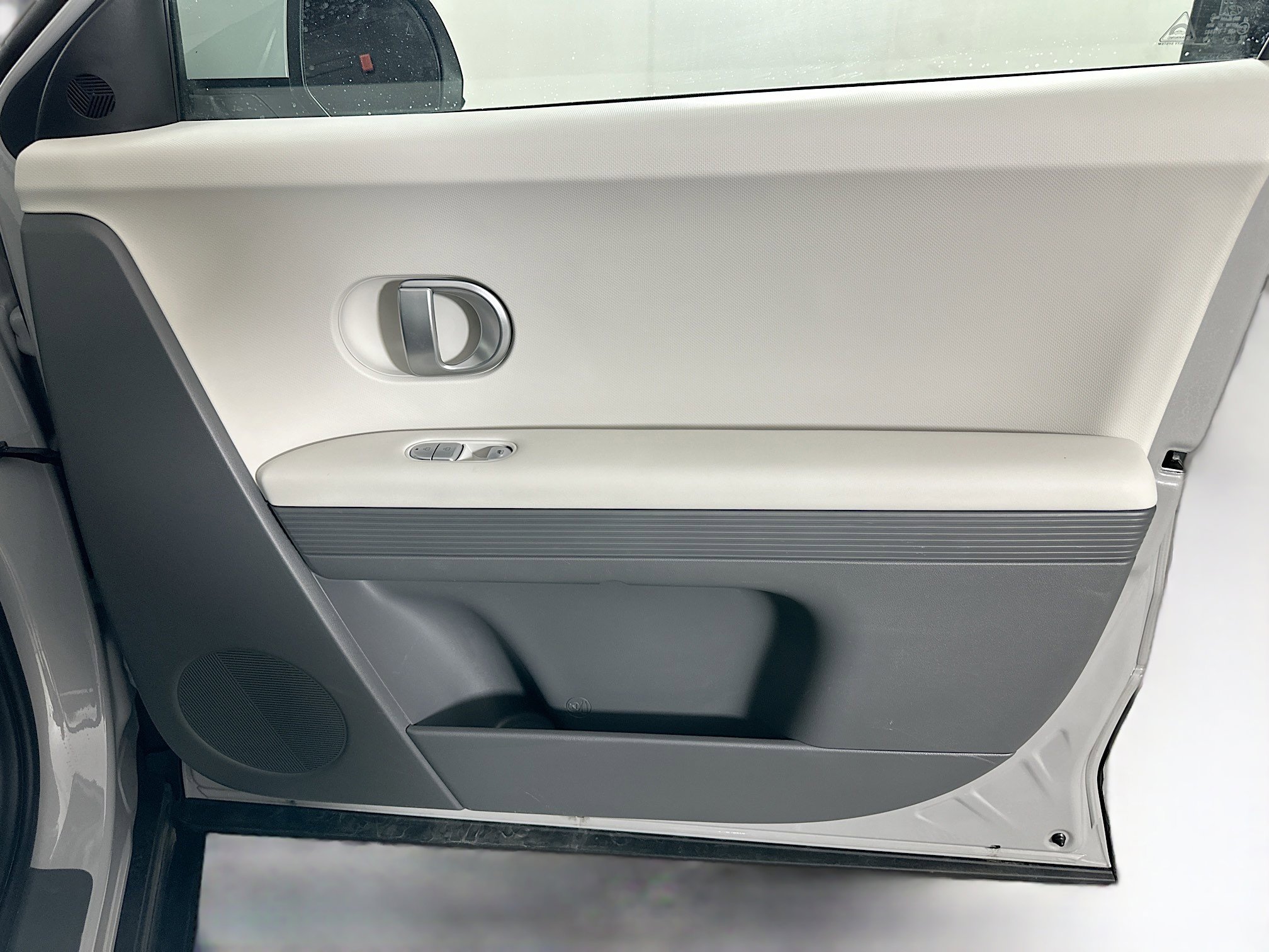 Used 2024 Hyundai Ioniq 5 SEL RWD image 32