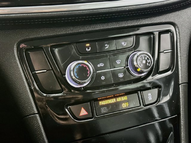 Used 2018 Buick Encore Preferred AWD/4WD image 24