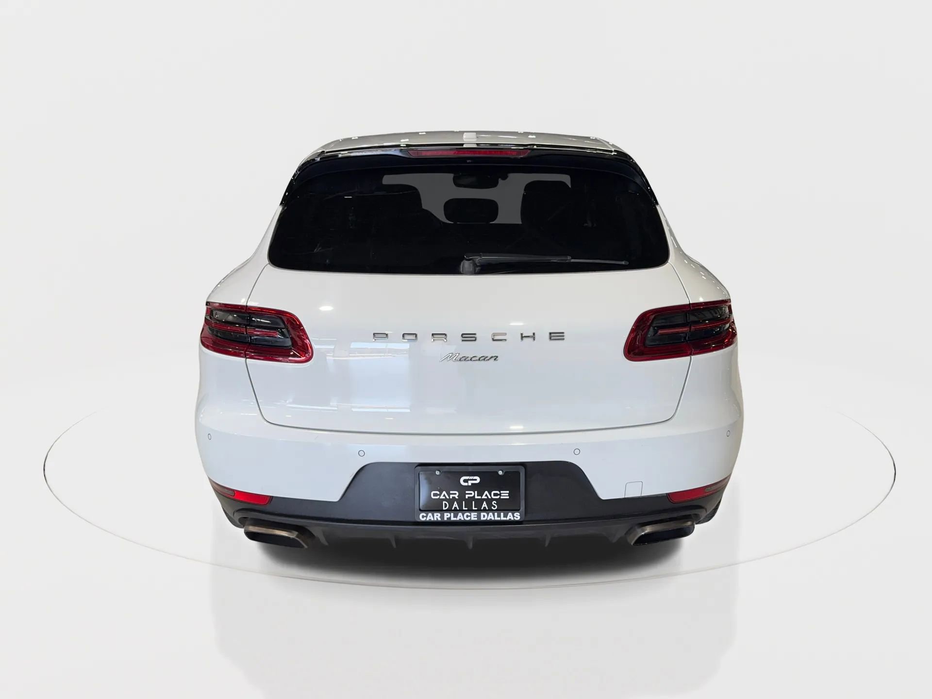 Used 2017 Porsche Macan image 8