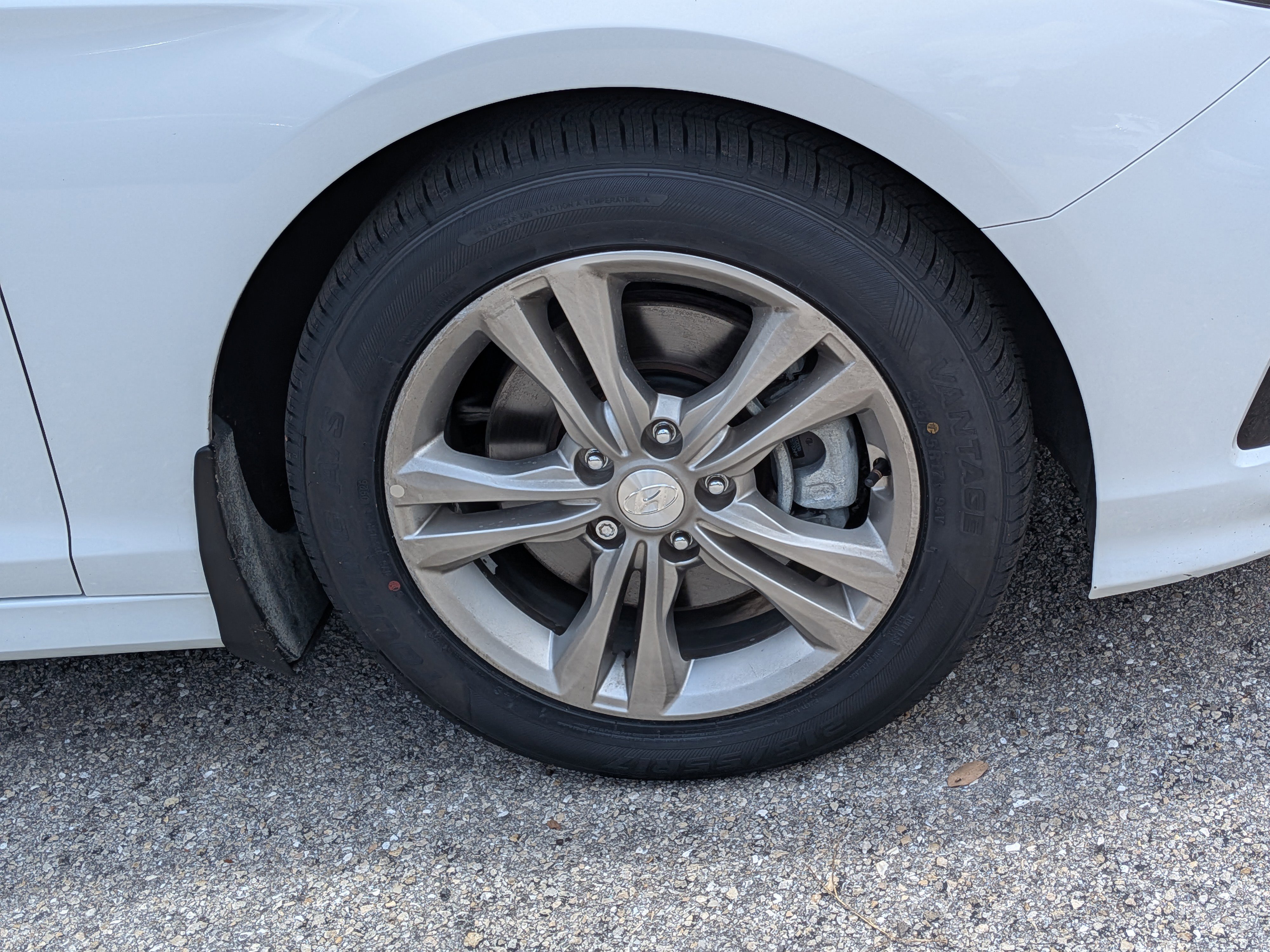 Used 2019 Hyundai Sonata SEL w/ Tech Package 02 FWD image 11
