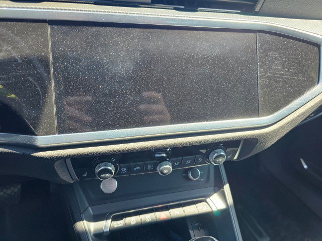 Used 2020 Audi Q3 2.0T Premium Plus image 31