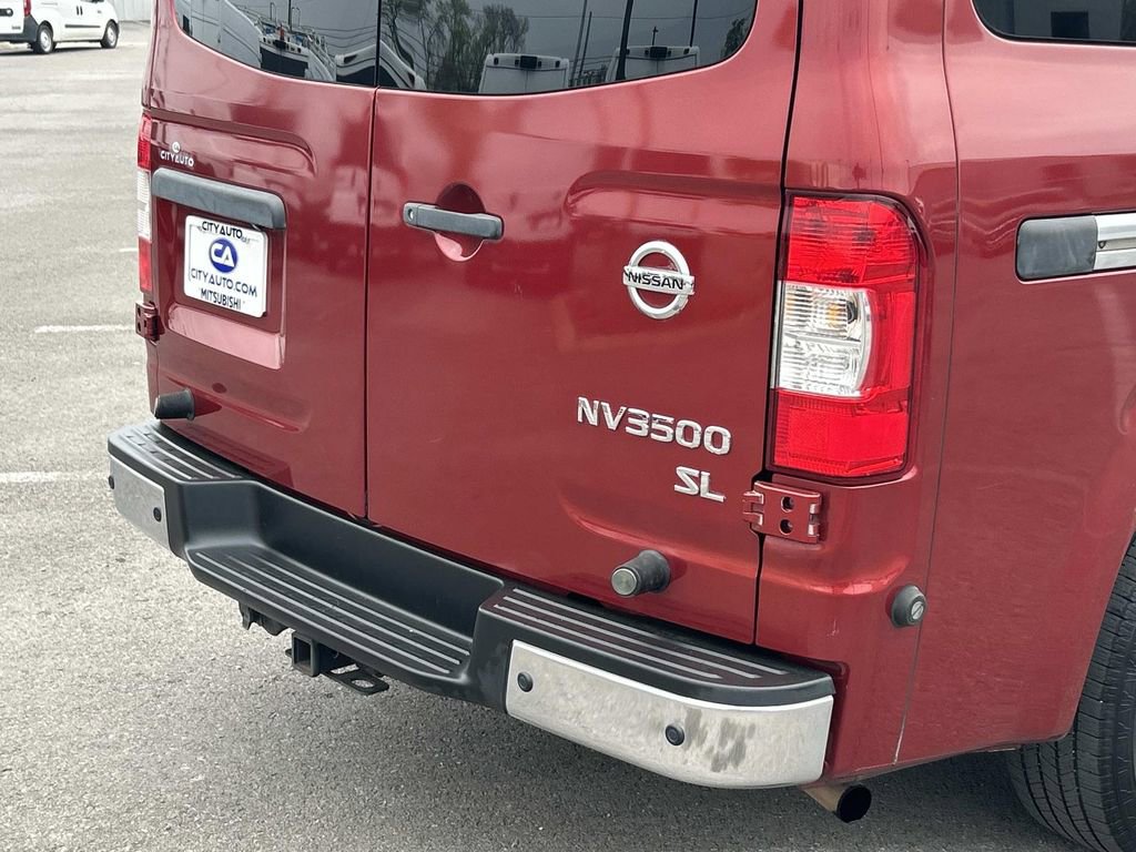 Used 2018 Nissan NV 3500 SL image 13
