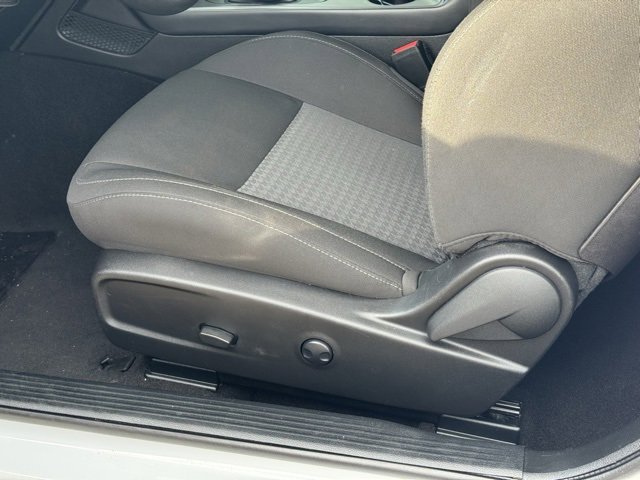 Used 2023 Dodge Challenger GT image 17