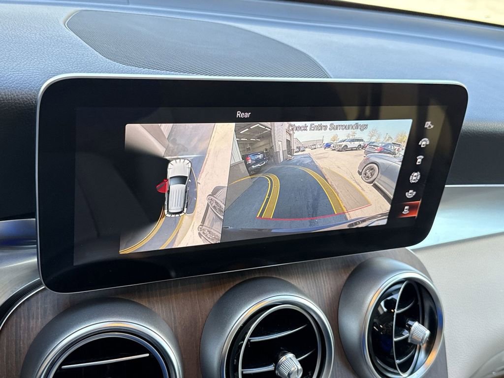 Used 2022 Mercedes-Benz GLC 300 4MATIC image 19