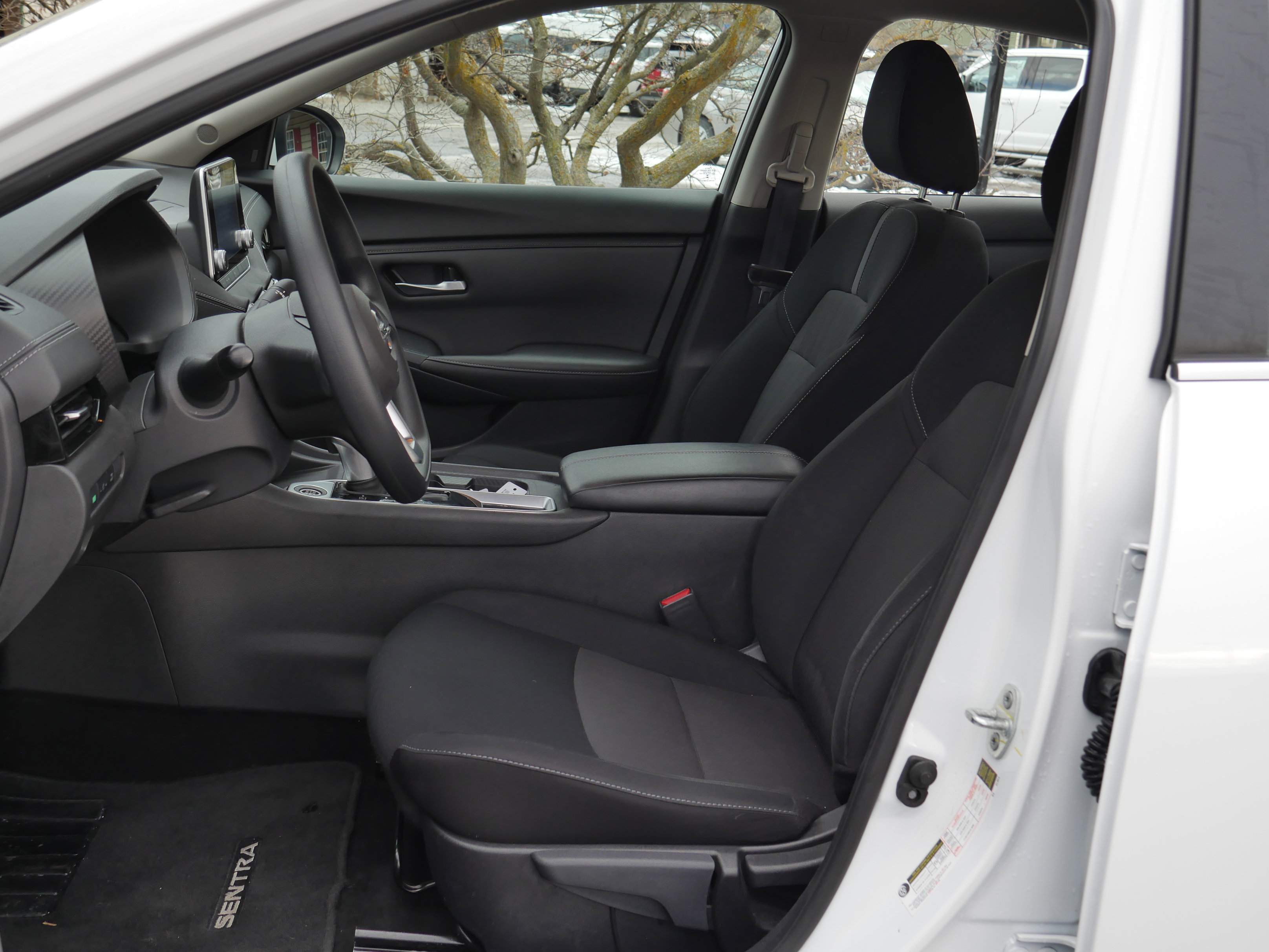 Certified 2023 Nissan Sentra SV image 3