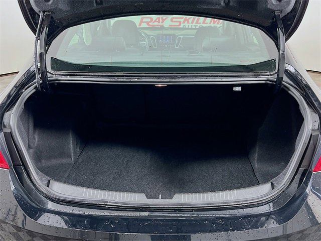 Used 2024 Chevrolet Malibu LT image 25