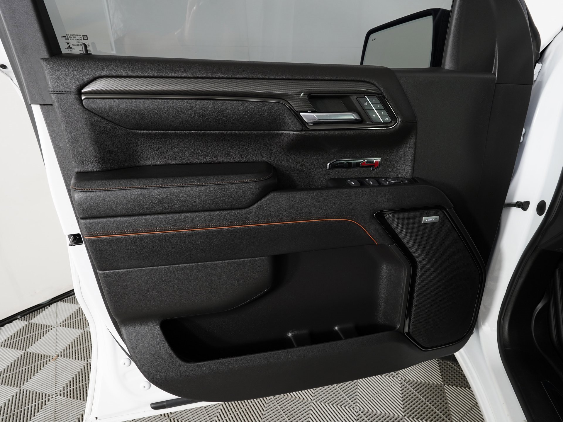 Used 2023 GMC Sierra 1500 AT4 w/ AT4 Premium Package image 15