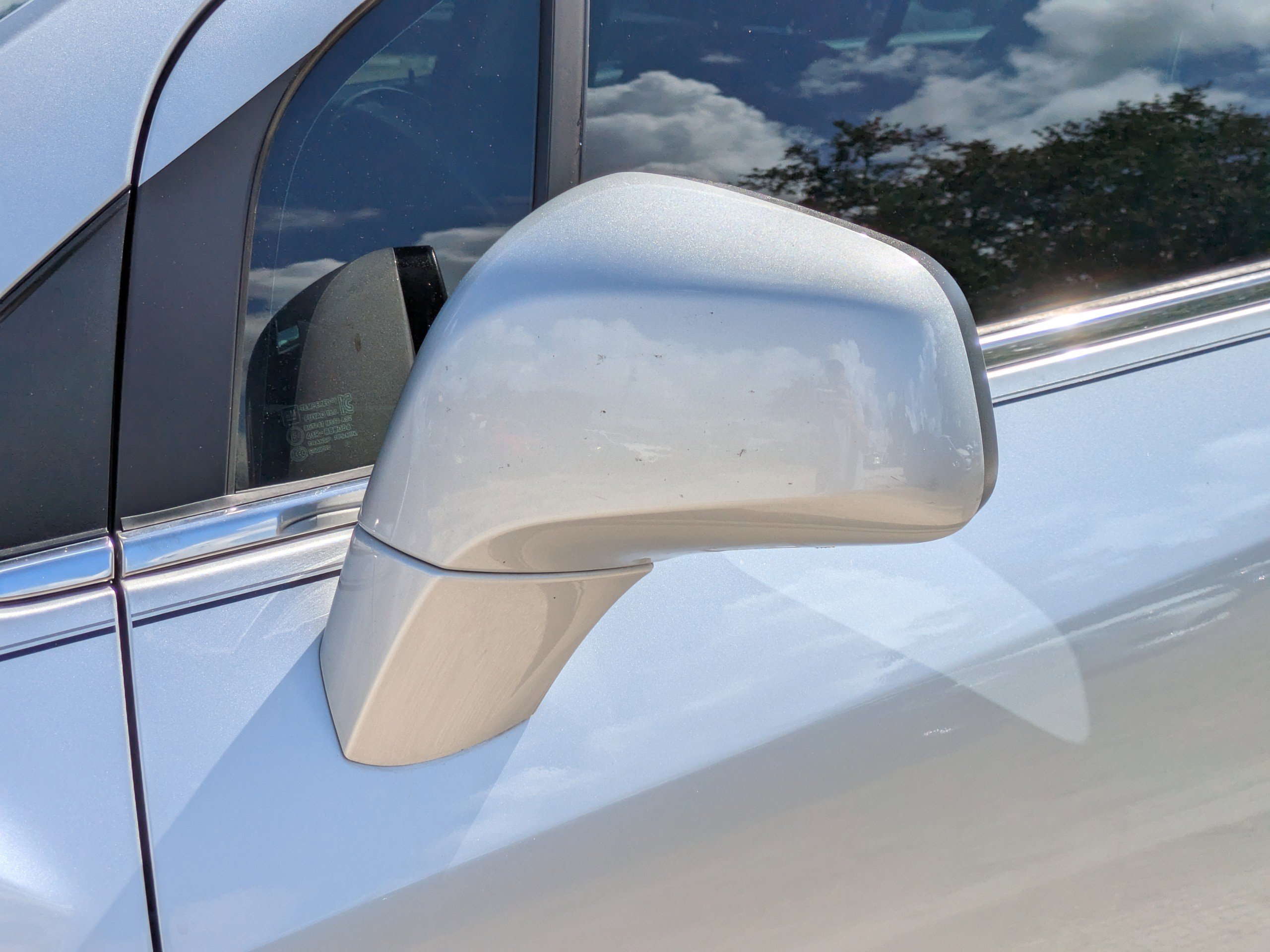 Used 2019 Chevrolet Trax LT w/ LT Convenience Package image 11