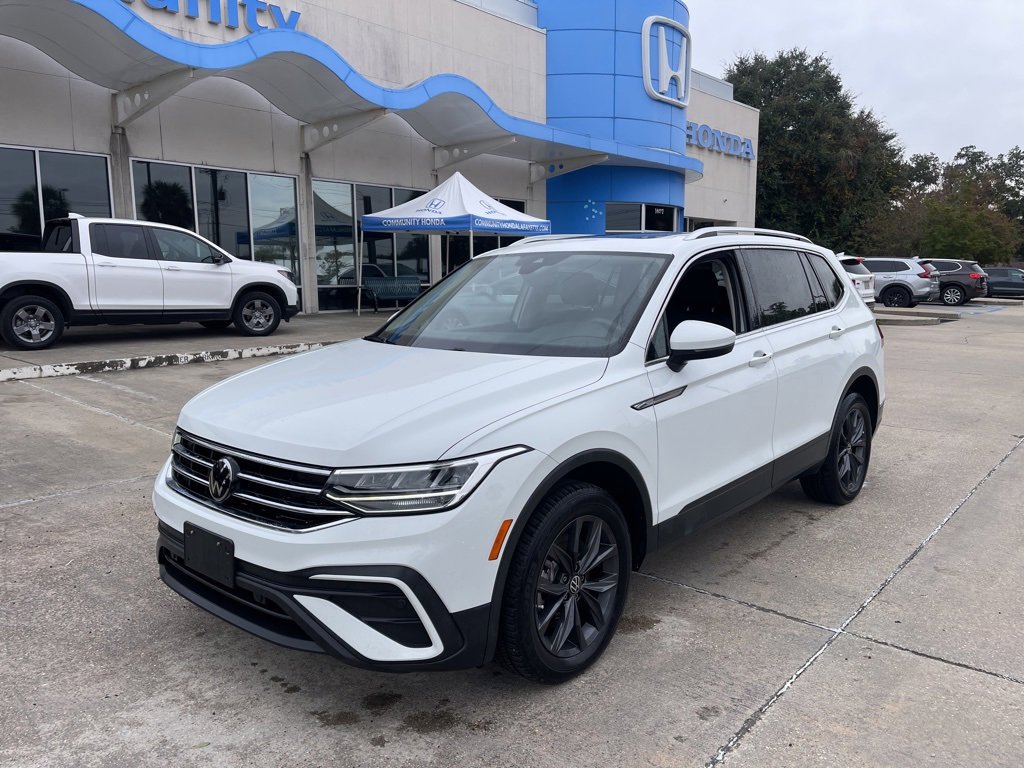 Used 2022 Volkswagen Tiguan SE