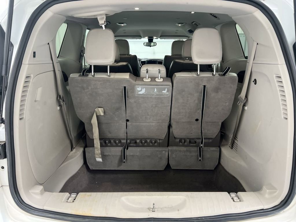Used 2018 Chrysler Pacifica Touring-L FWD image 24
