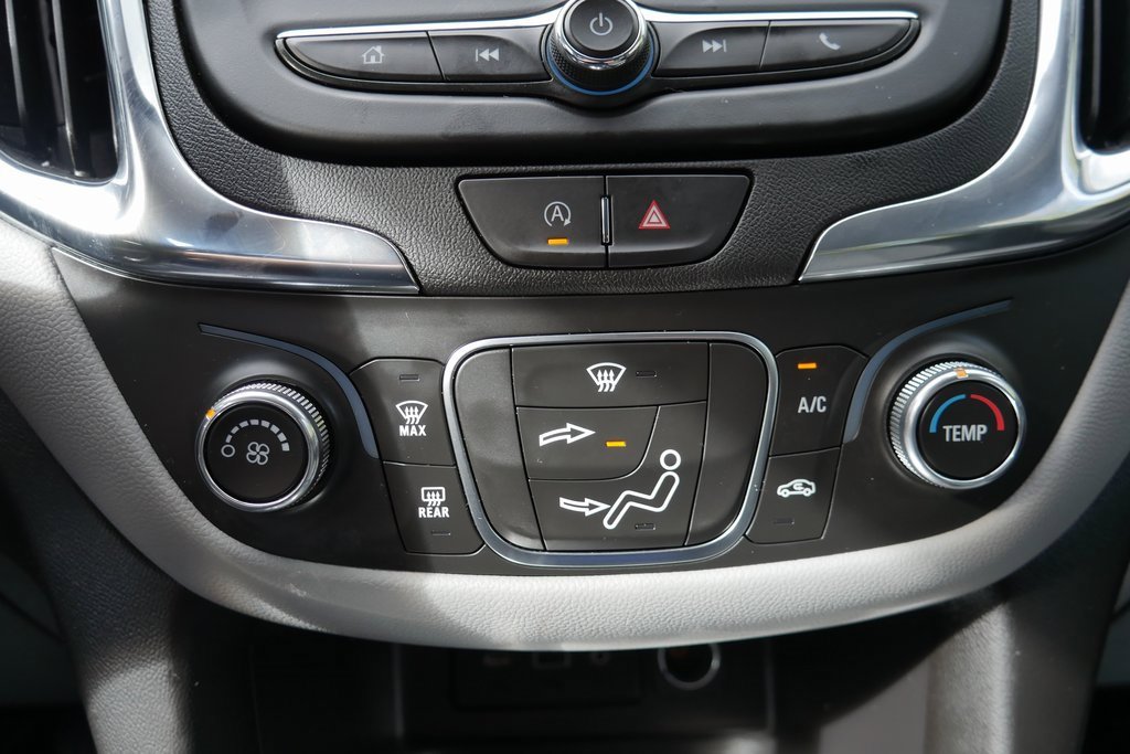 Used 2024 Chevrolet Equinox LS w/ LS Convenience Package image 17