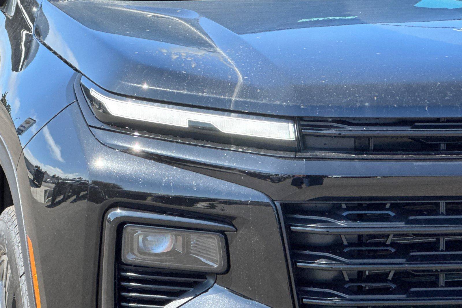 New 2027 Chevrolet Traverse LT w/ Midnight/Sport Edition FWD image 35