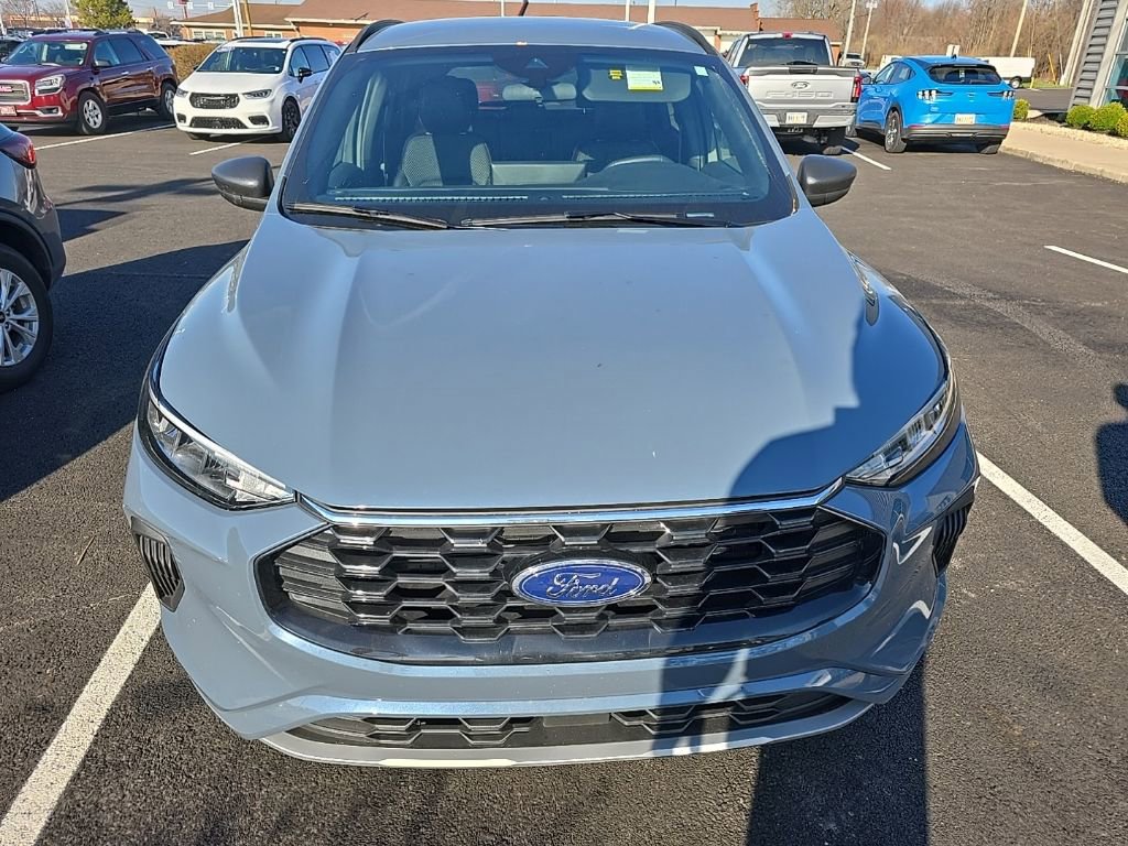 Used 2024 Ford Escape ST-Line w/ Tech Pack #1 image 2