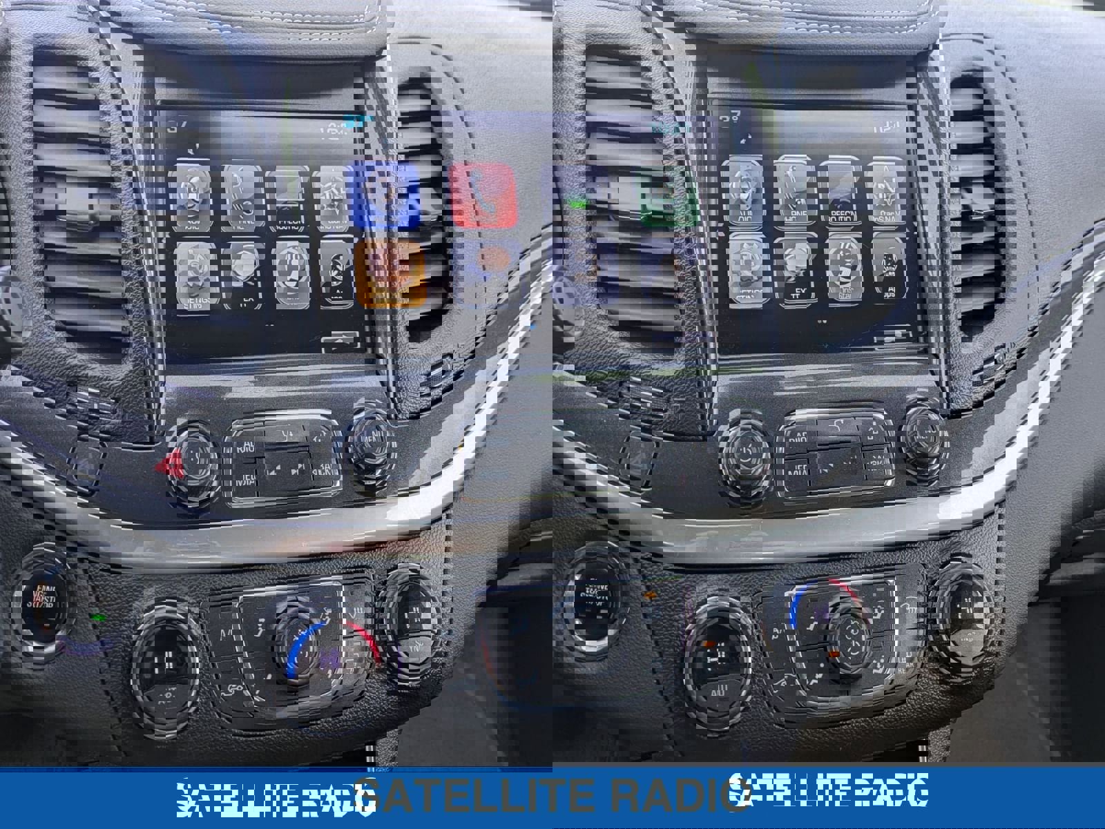 Used 2018 Chevrolet Impala LT image 21