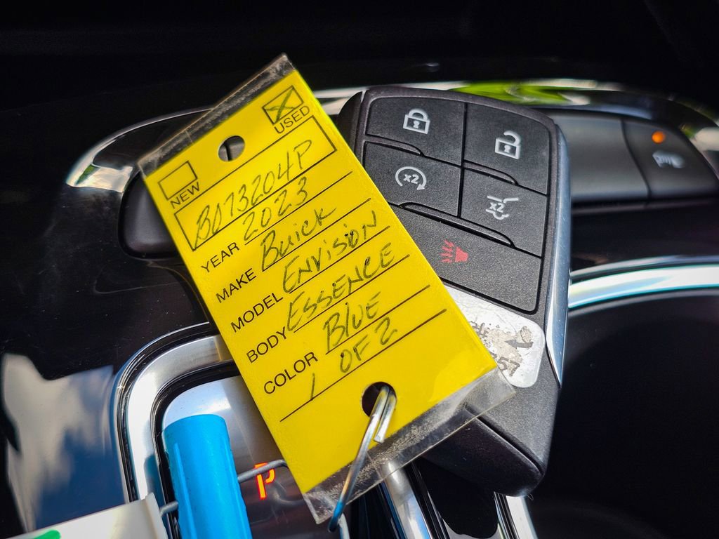 Certified 2023 Buick Envision Essence image 34