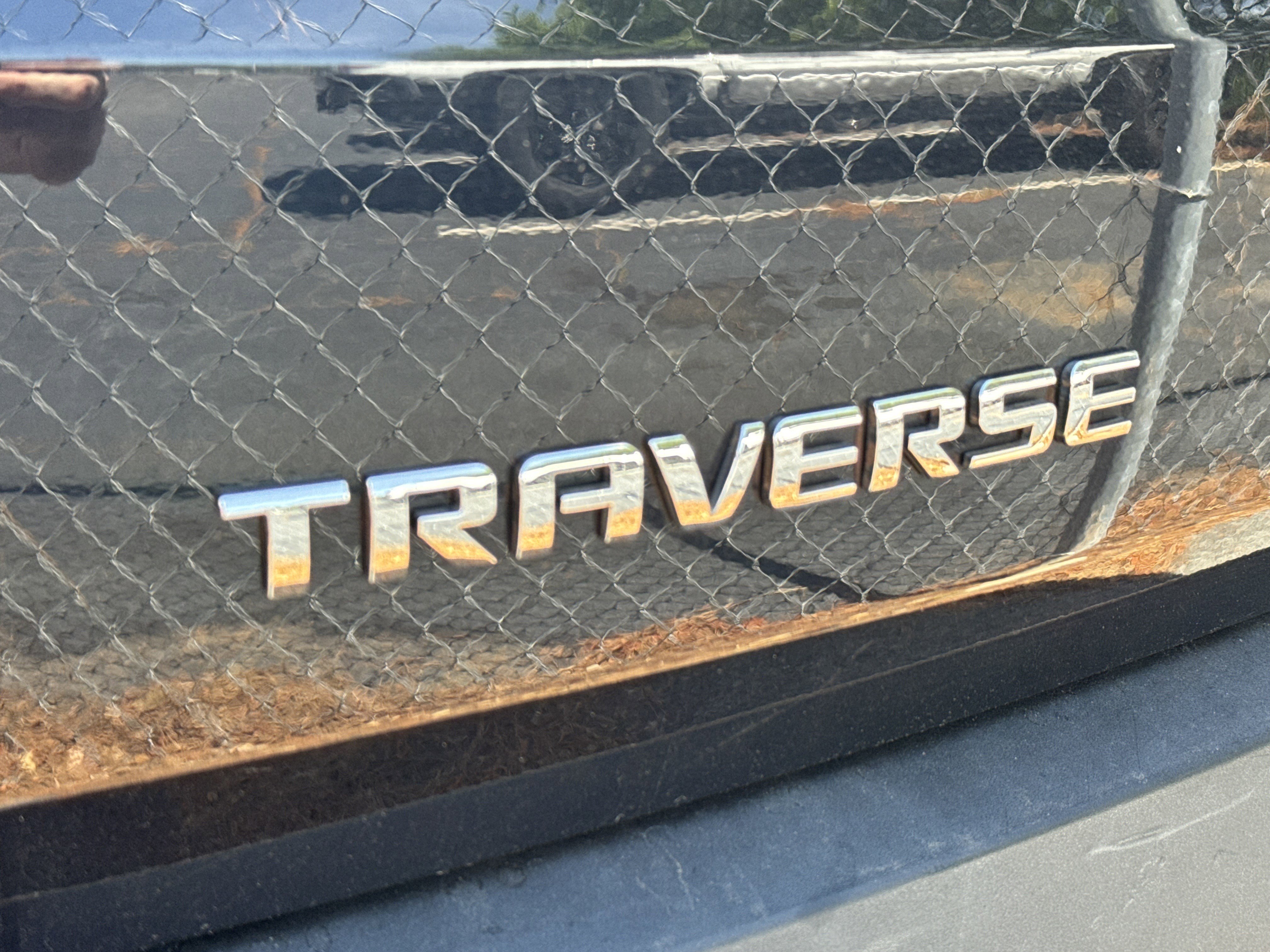 Used 2020 Chevrolet Traverse LT FWD image 7