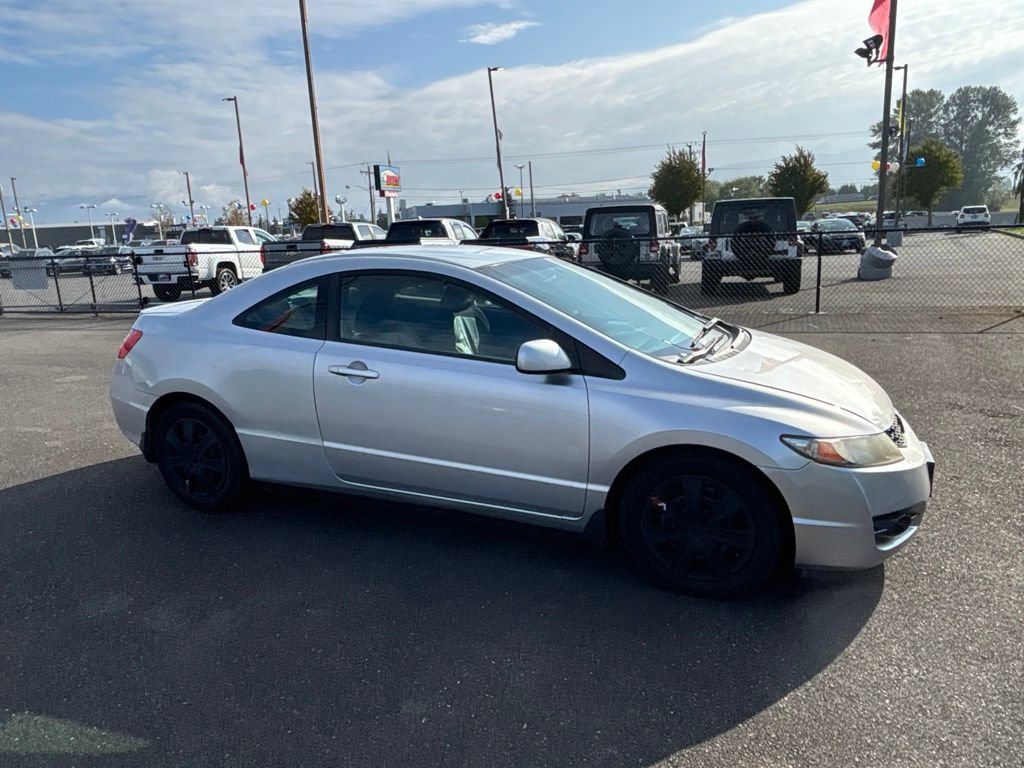 Used 2010 Honda Civic LX image 4