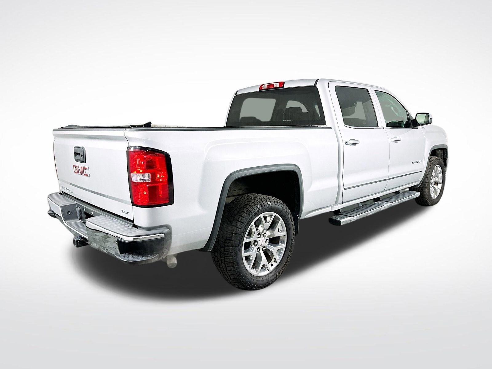 Used 2015 GMC Sierra 1500 SLT w/ SLT Crew Cab Value Package AWD/4WD image 8
