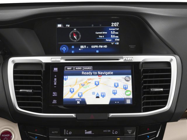 Used 2017 Honda Accord Touring image 17