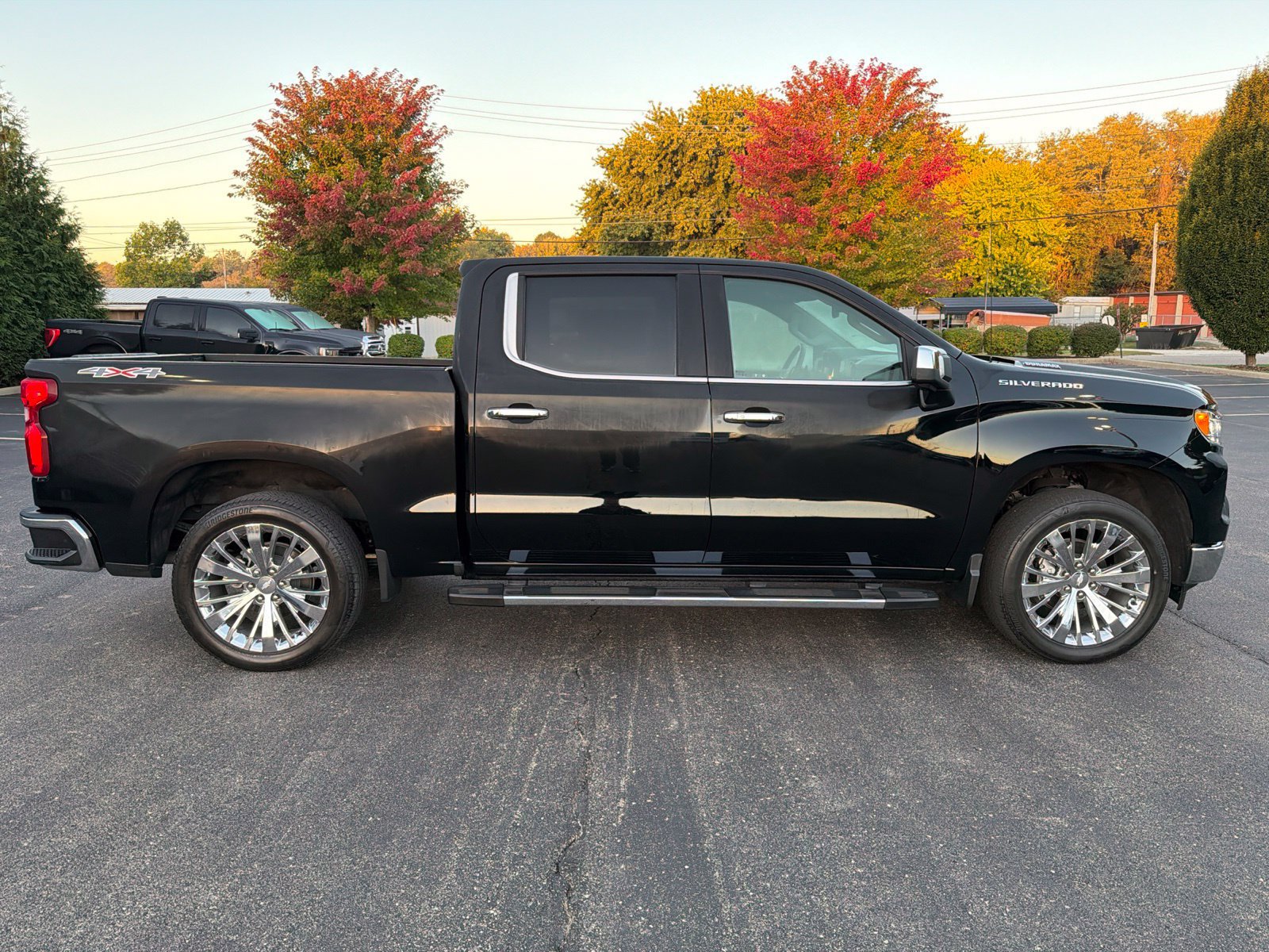 Used 2024 Chevrolet Silverado 1500 LTZ AWD/4WD image 6